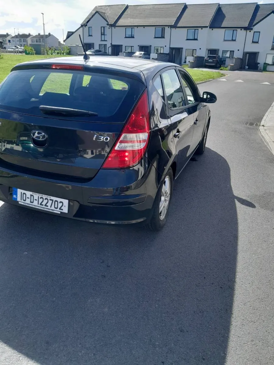 Hyundai i30 - Image 2