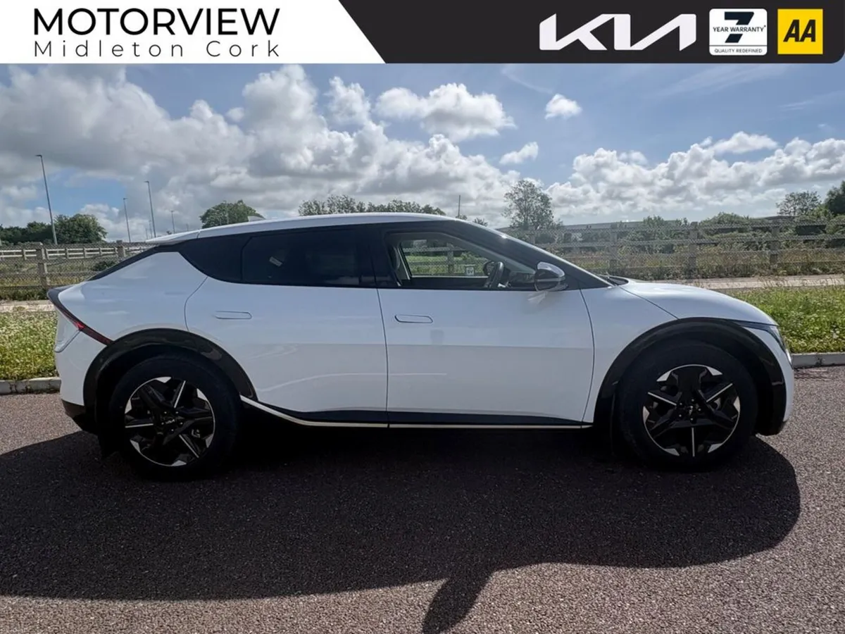 Kia EV6 Earth, **7 year warranty**, **from 0% fina - Image 3