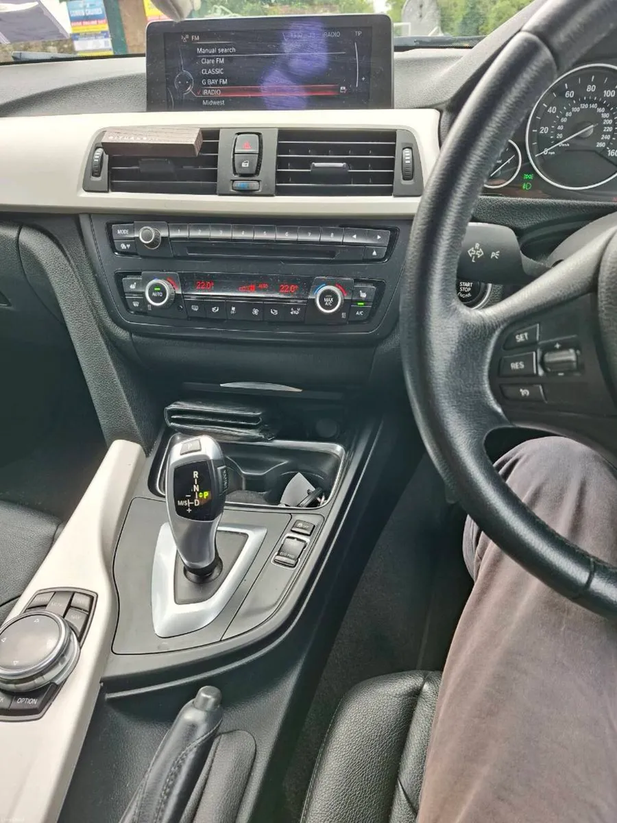 Automatic Bmw 320d f31 estate - Image 3