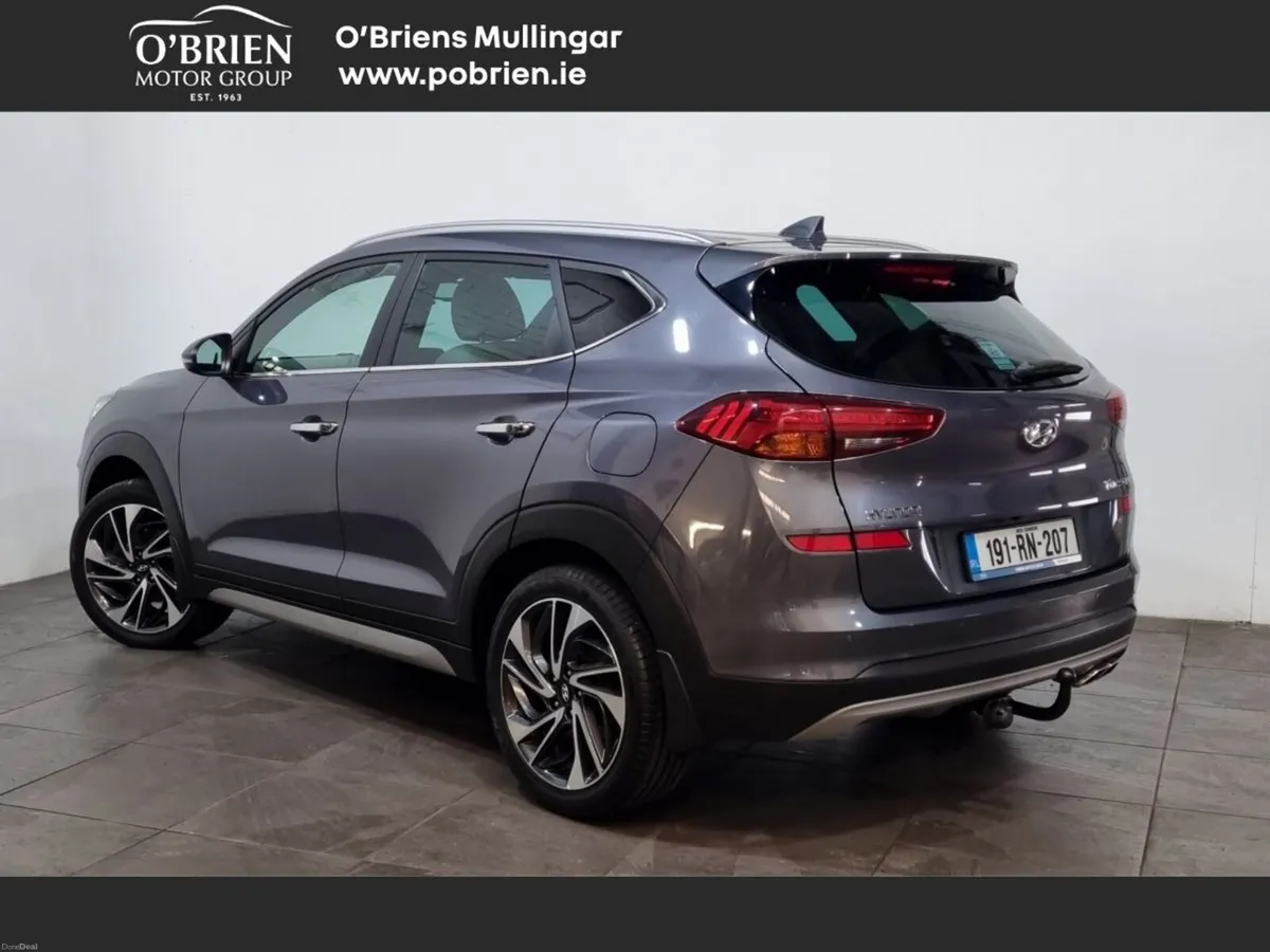 Hyundai Tucson 2WD Executive Plus - Image 3