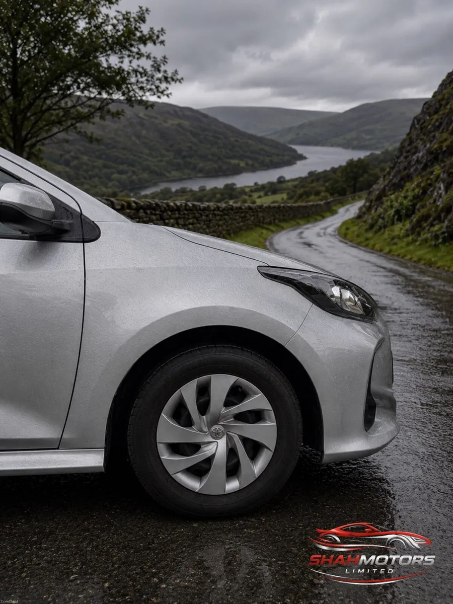 2020 Toyota Yaris 1 litre petrol - Image 6