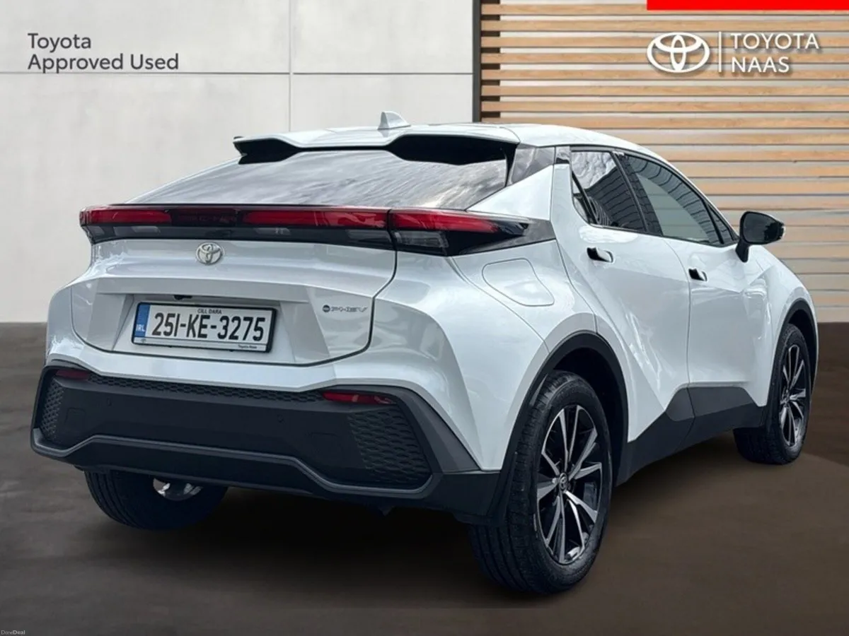 Toyota C-HR C-HR PHEV SPORT - Image 2