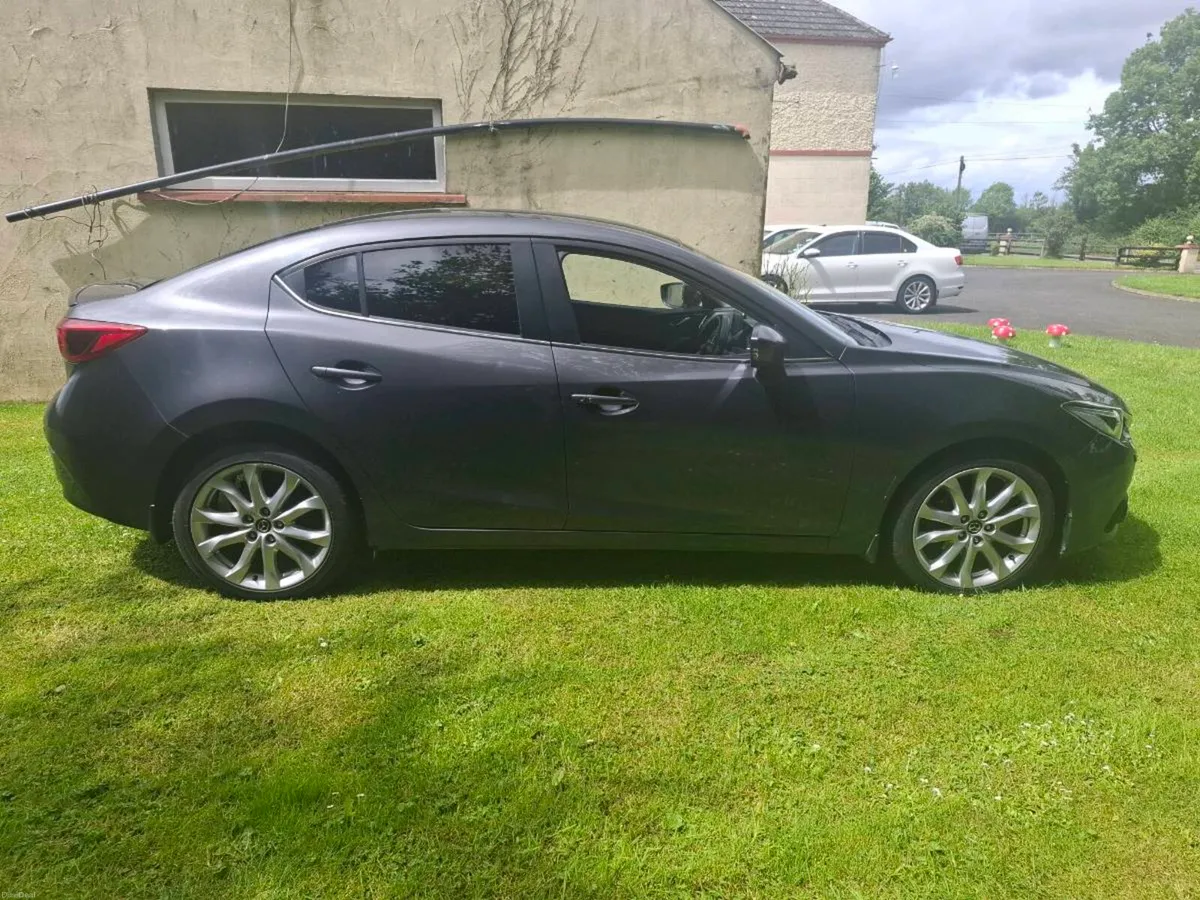 2016 Madza 3 NEW TEST - Image 4