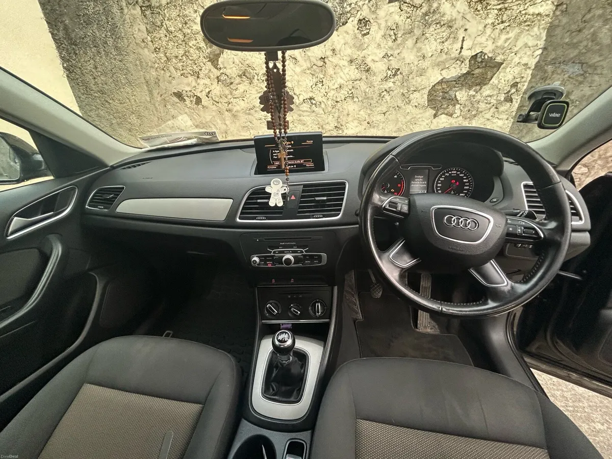 Audi Q3 - Image 5