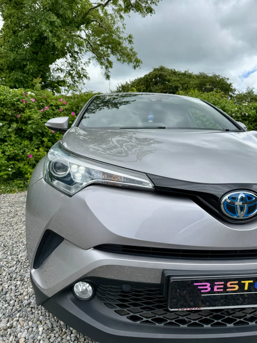 2018 Toyota C-HR 1.8 Hybrid Sport Automatic - Image 5
