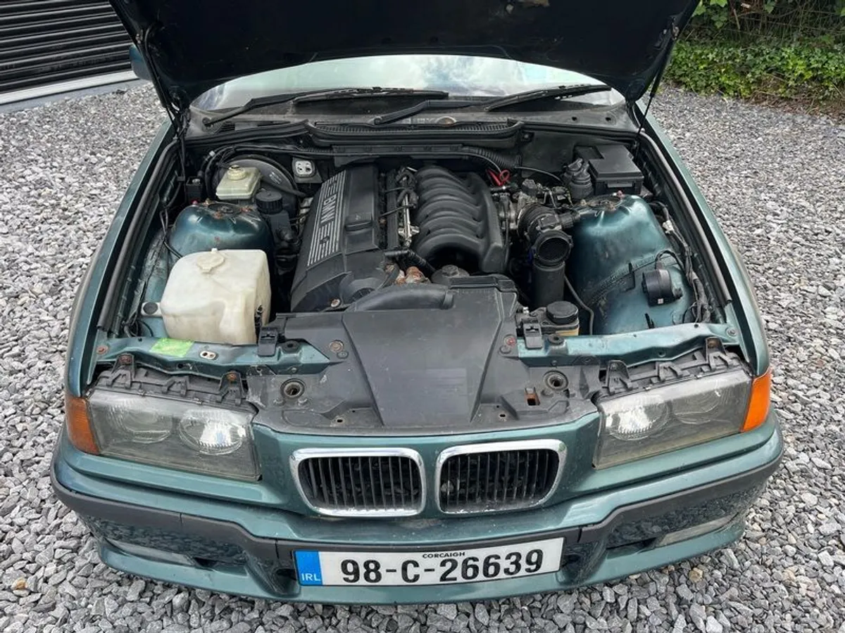 1998 Bmw 323 - Image 4