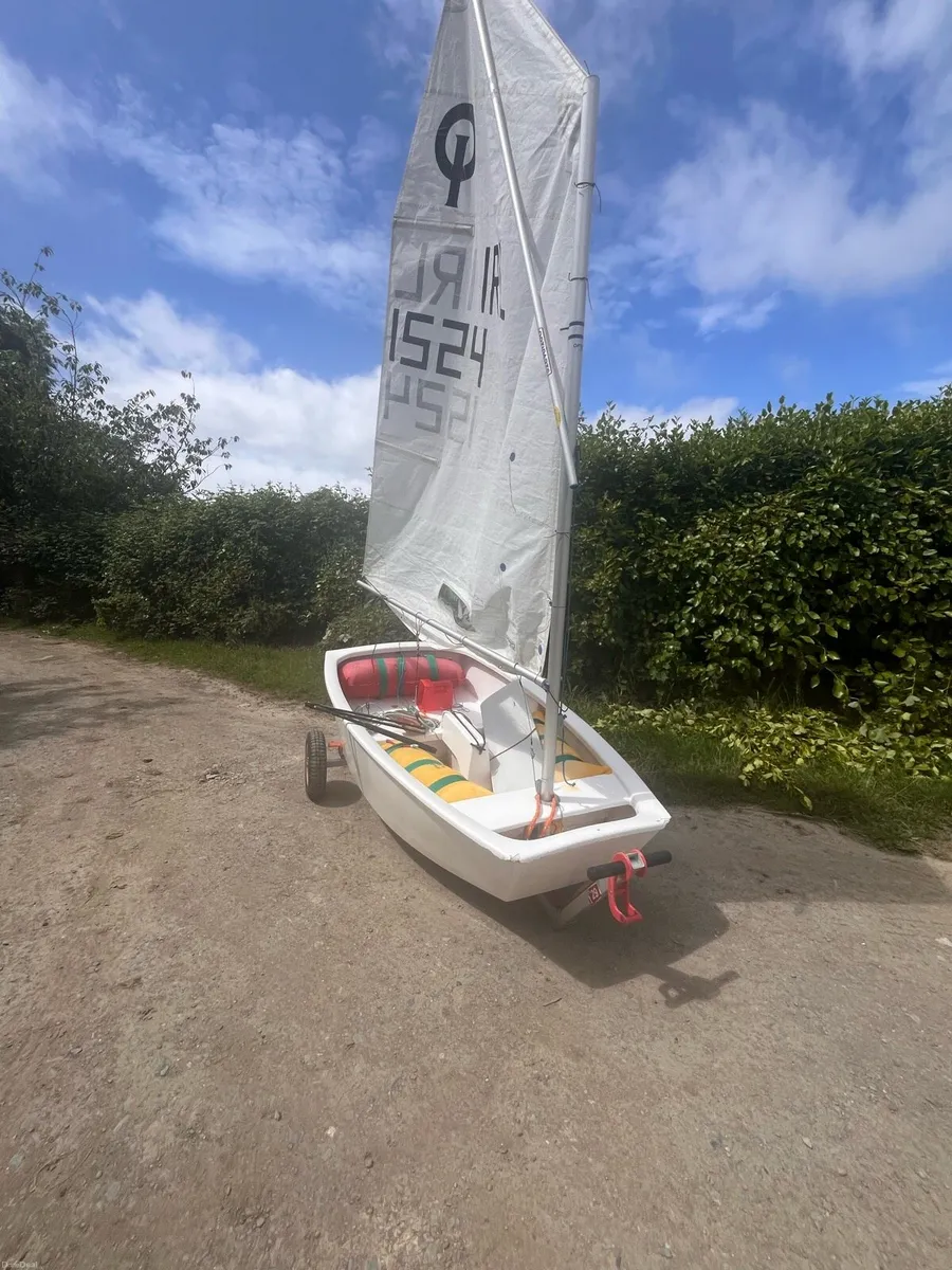 Optimist sail boat - Image 1