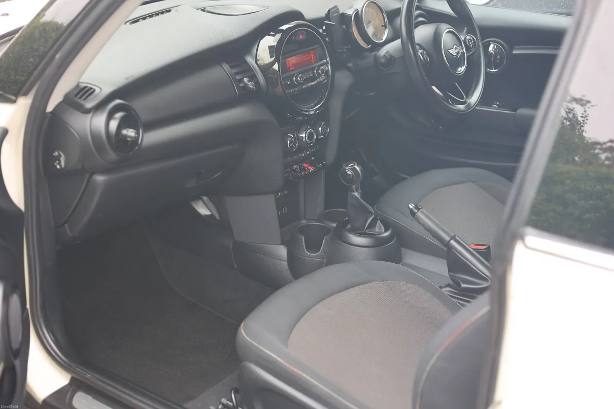 Mini One 2015 - Image 3