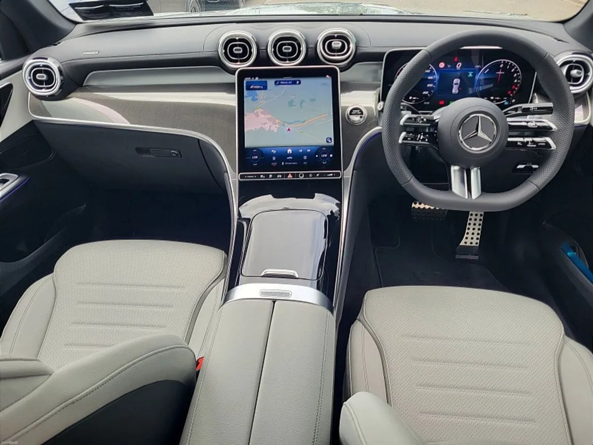 Mercedes-Benz GLC GLC300de PHEV 4MATIC AMG LINE PL - Image 4