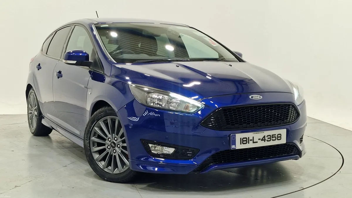 Ford Focus 2018 - Image 2
