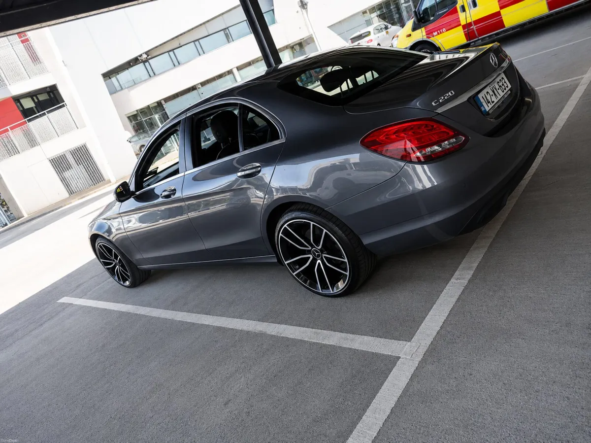Mercedes Benz CCLASS C220 - Image 3