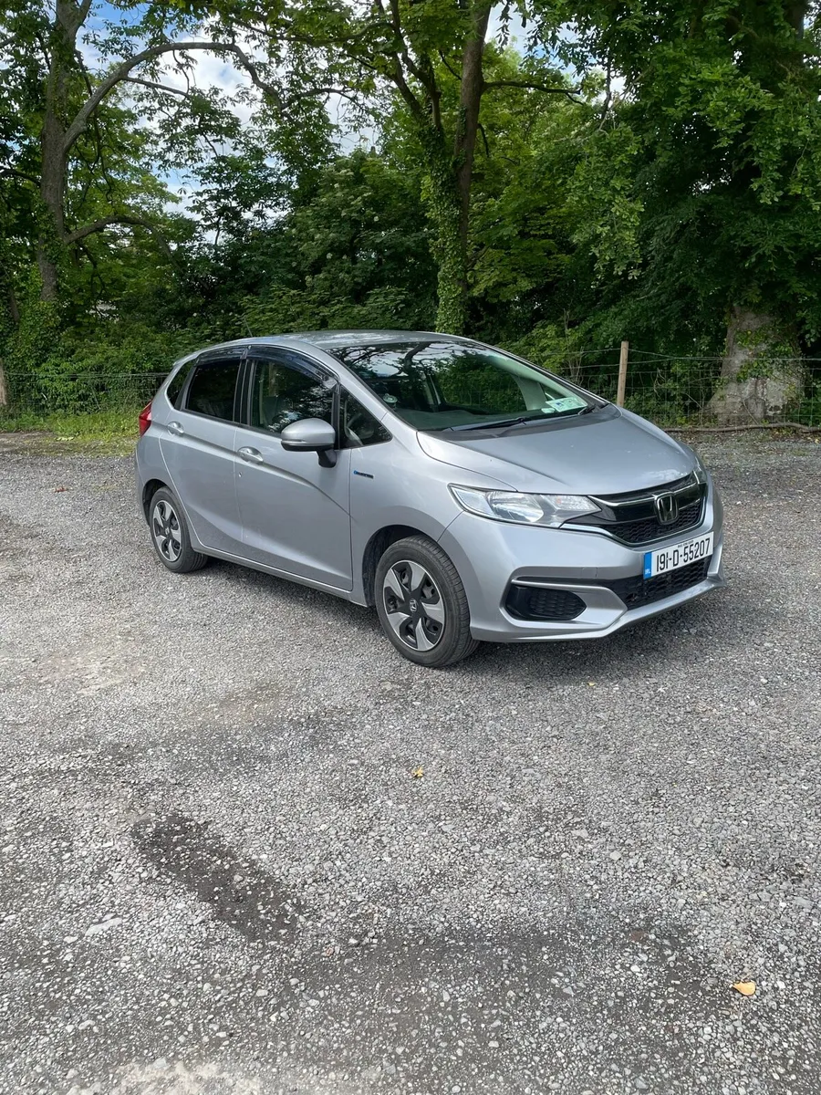 car - Image 4