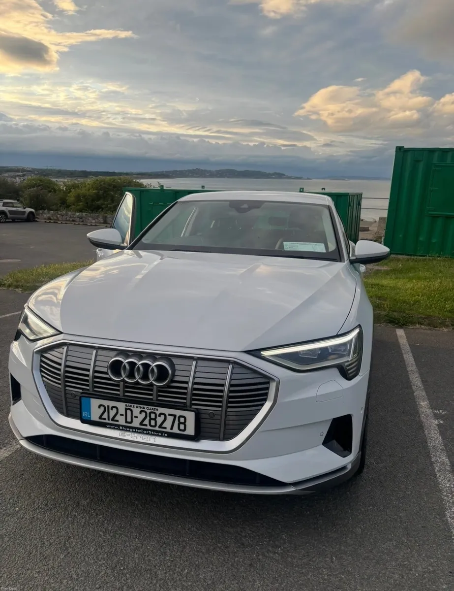 Audi e-tron 2021 - Image 1