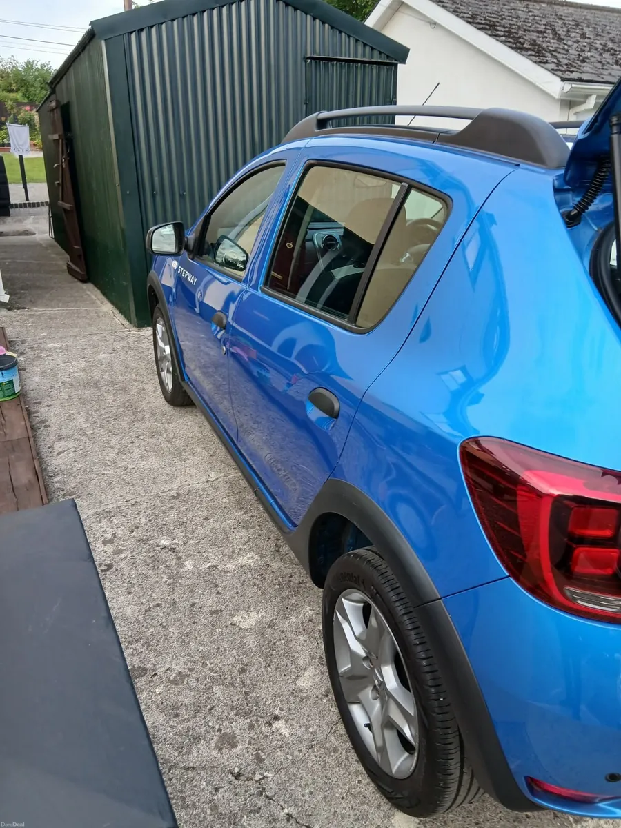 Dacia Sandero Stepway 2017 - Image 3