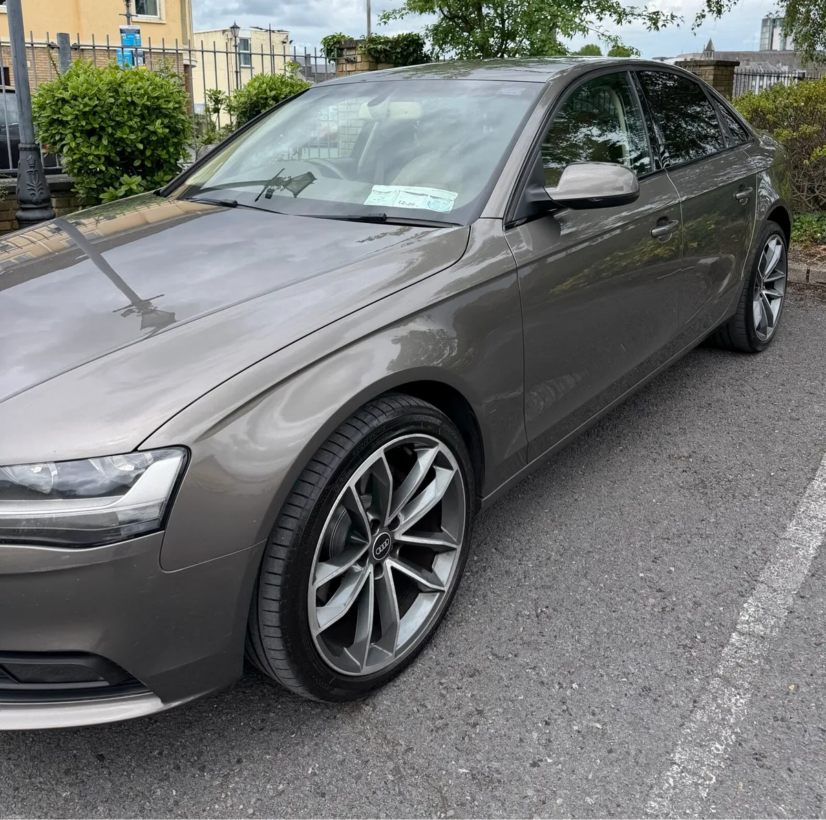 Audi A4 2013 - Image 2
