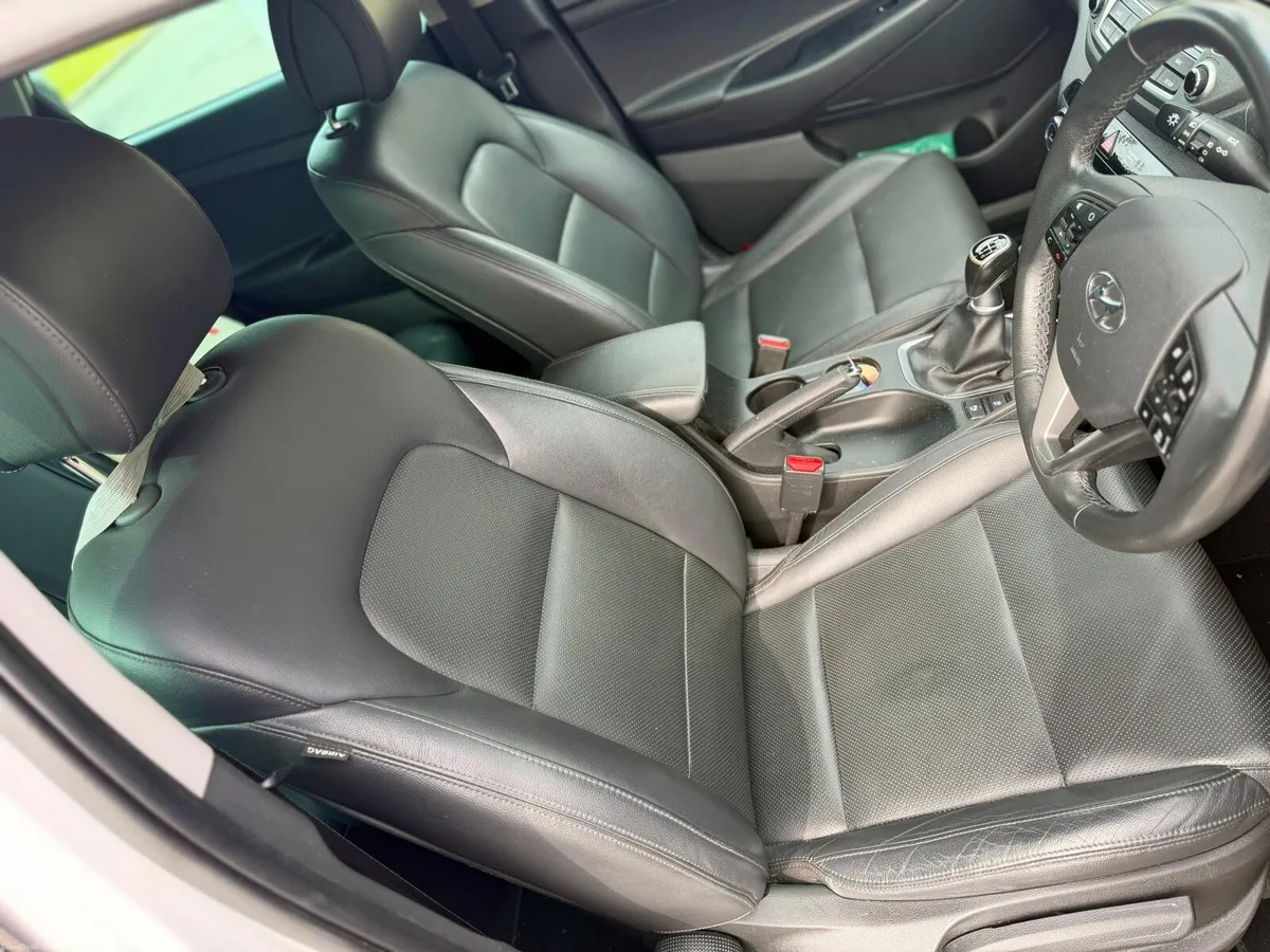 Hyundai Tuscon - Image 5