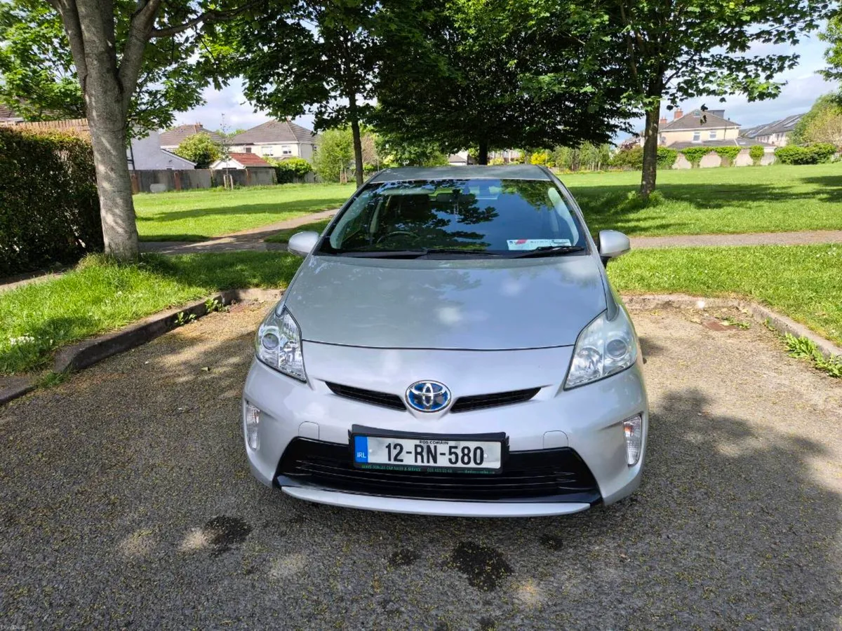 Tayota prius - Image 1