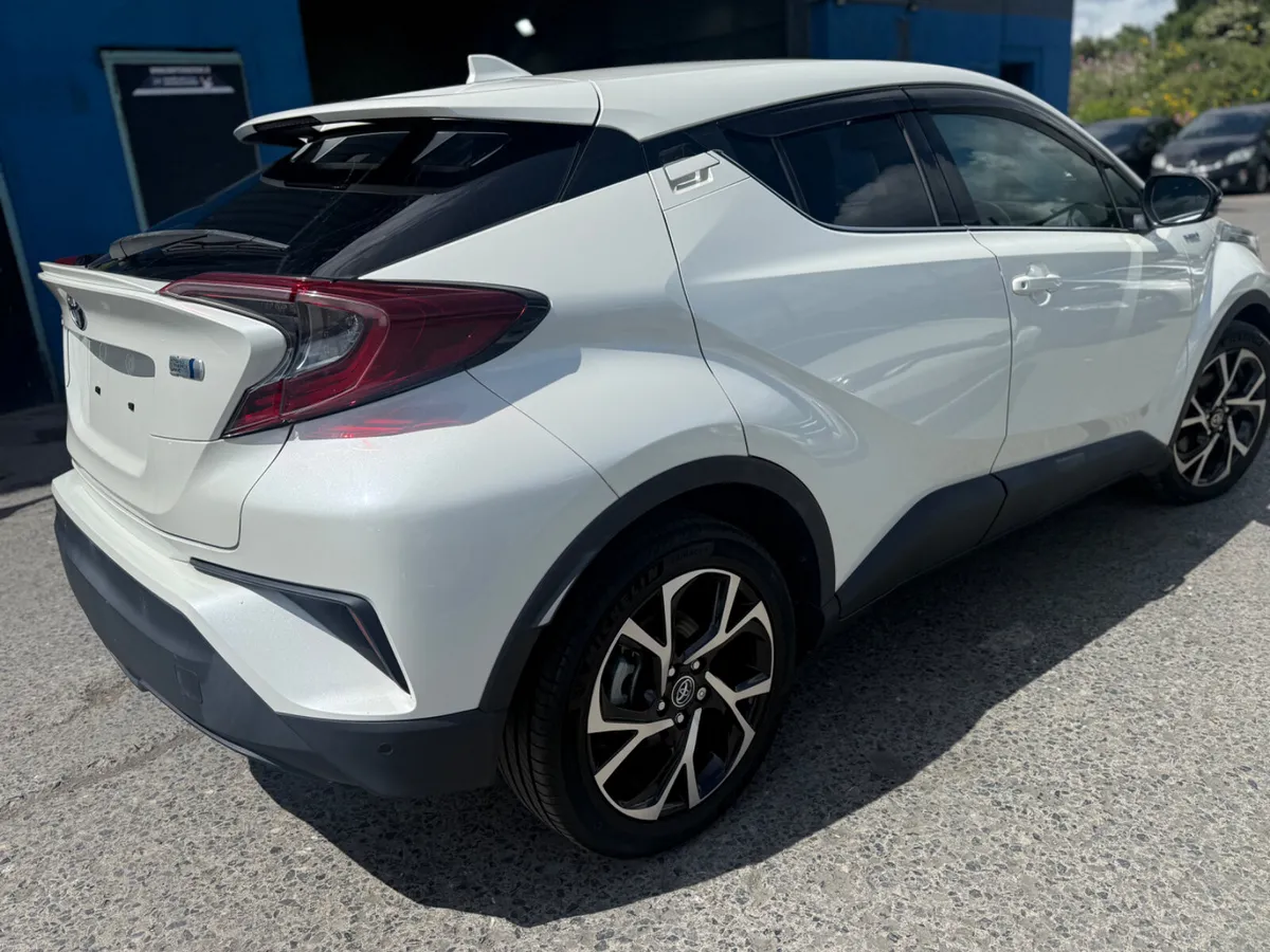 2018 Toyota C-HR Hybrid Automatic/G leather Spec - Image 3