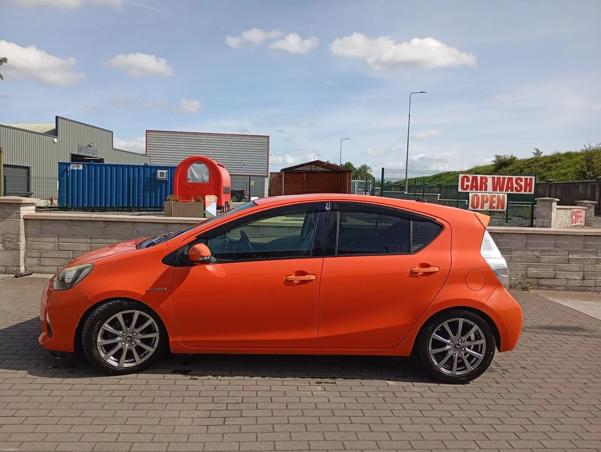 Toyota Aqua with New Toyota electric battery - Image 5