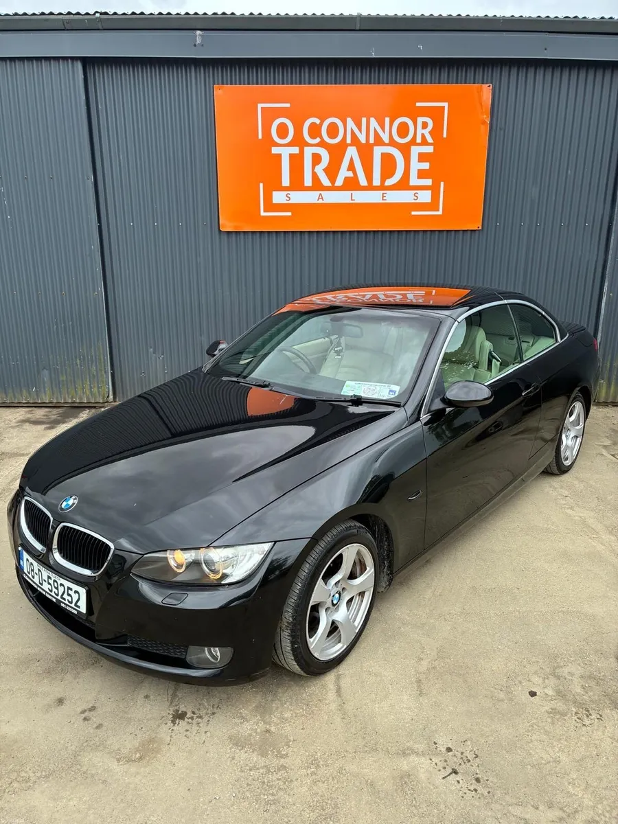 BMW 320i - Image 2