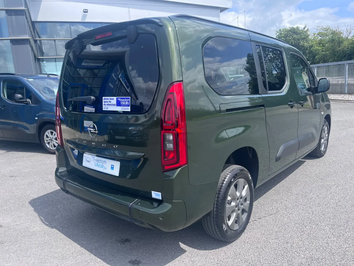 Opel Combo Life, New,  Wheelchair Access - Image 5