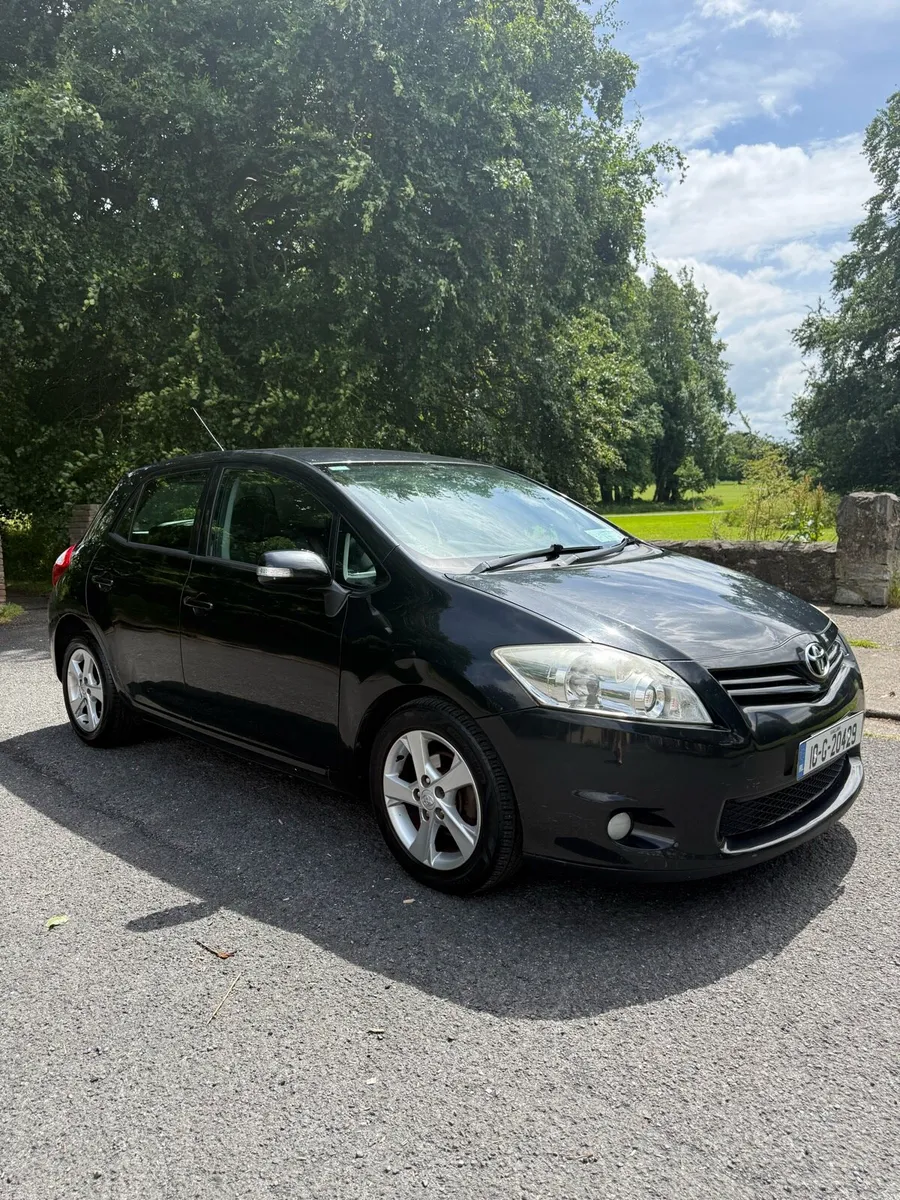 TOYOTA AURIS 1.3 VVTI PETROL  NCT 05/27 TAX 08/26 - Image 1