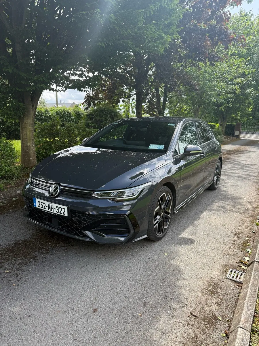 252 Volkswagen Golf R-Line 2.0TDI 150HP - Image 3