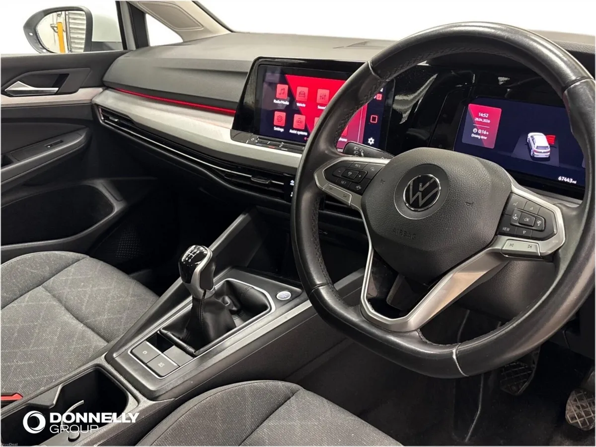 Volkswagen Golf Hatchback Life - Image 6