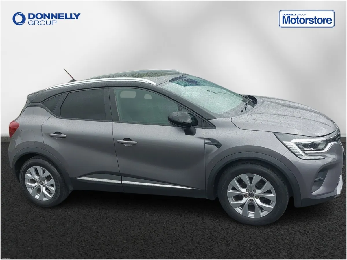 Renault Captur Diesel Hatchback Iconic - Image 3