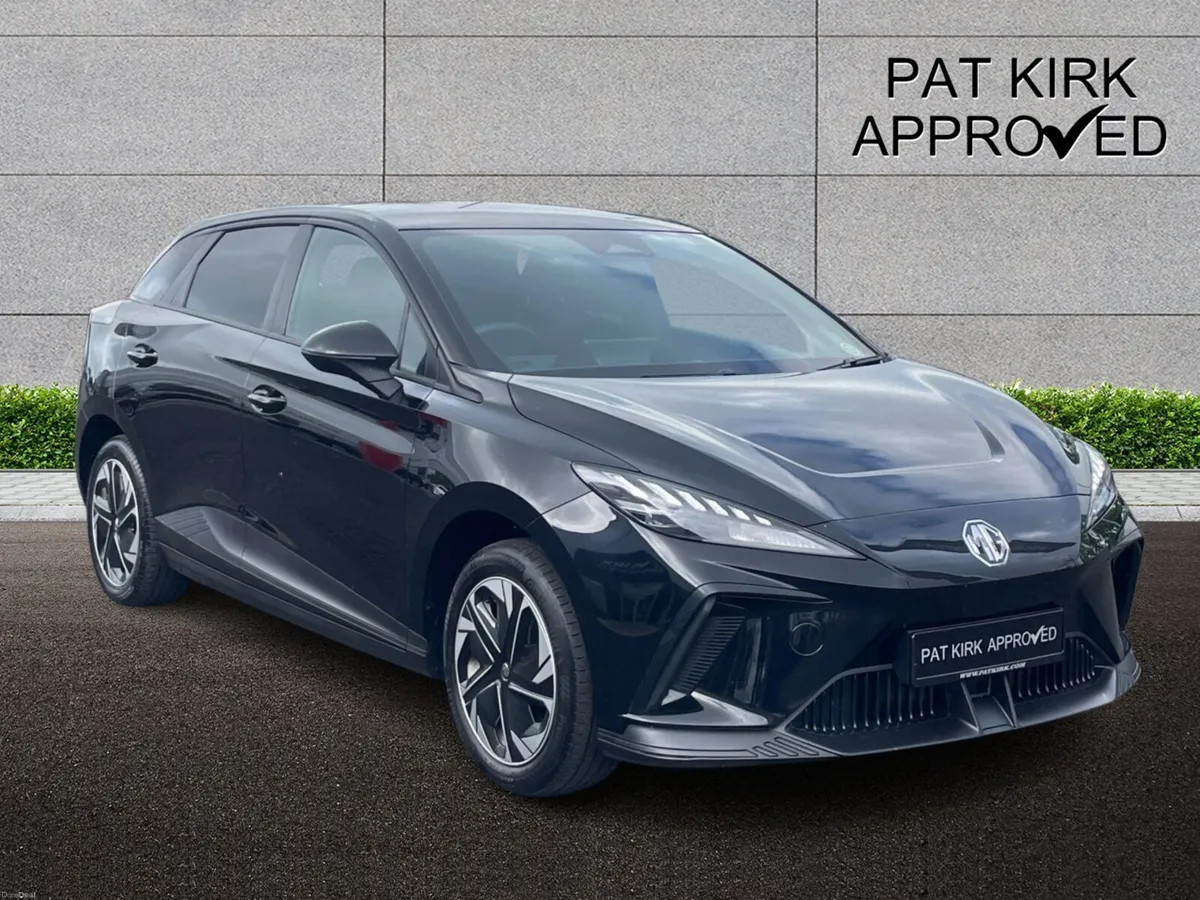 MG Mg4 Mg4 Hatchback SE - Image 1