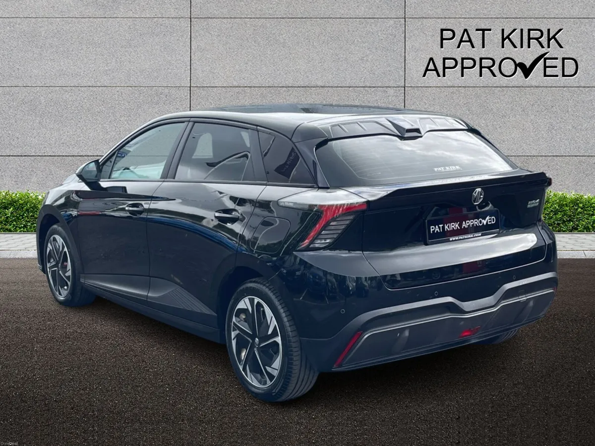 MG Mg4 Mg4 Hatchback SE - Image 2