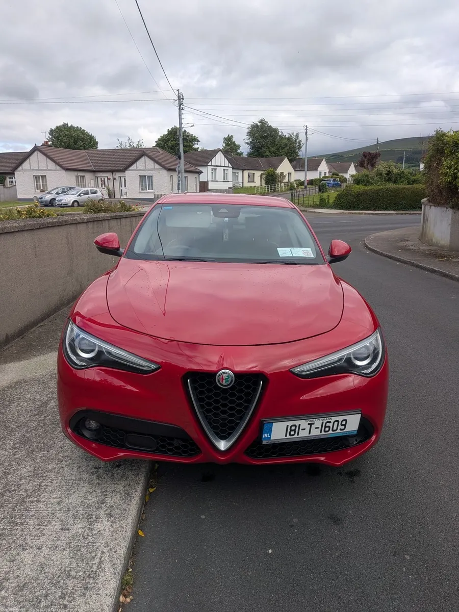 Alfa Romeo Stelvio 2018 2.1L Diesel - Image 1