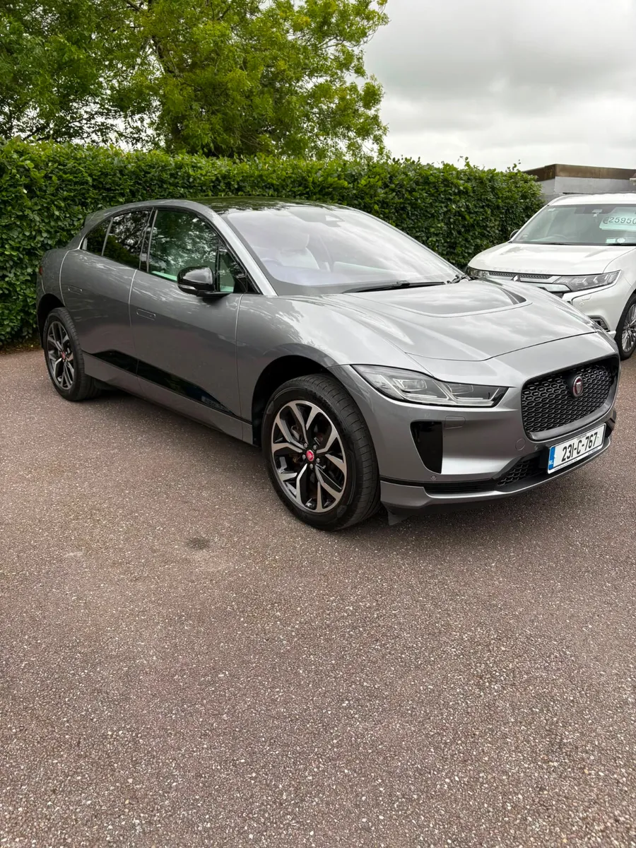 I-PACE BLACK EDITION 400PS | 1 OWNER | LOW KMS - Image 1