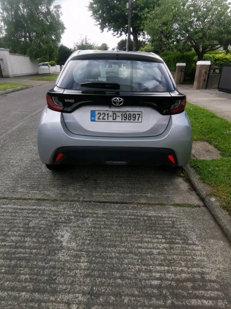 Car - Image 3