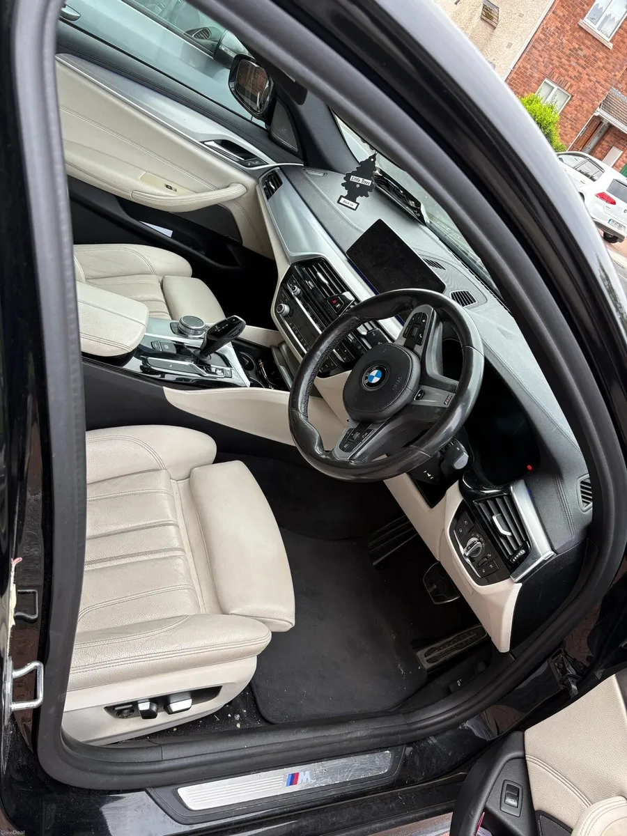 BMW 520 msport 191 - Image 4