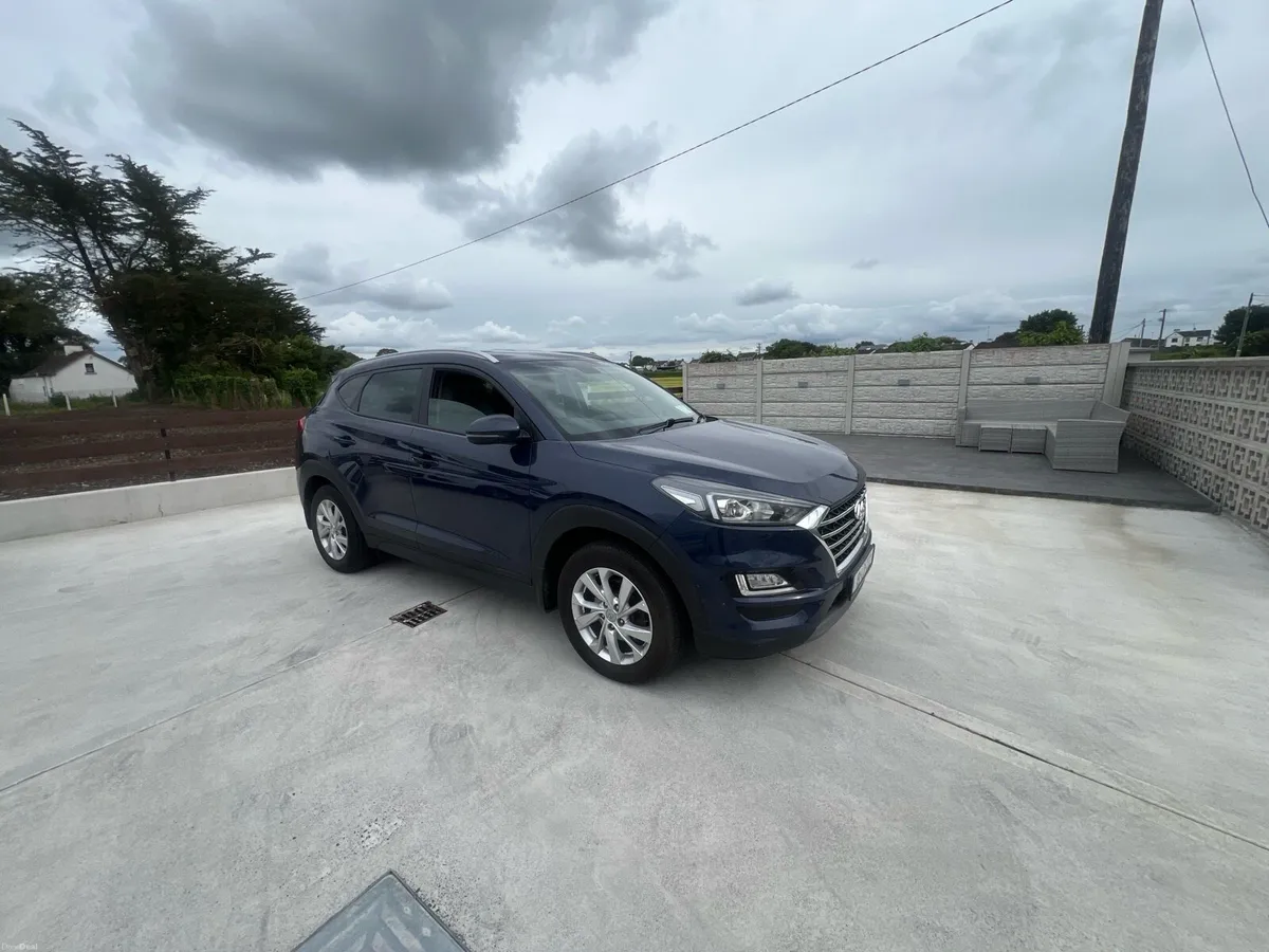 ⭐️Hyundai Tucson SUV Jeep⭐️Low Klms - Image 1