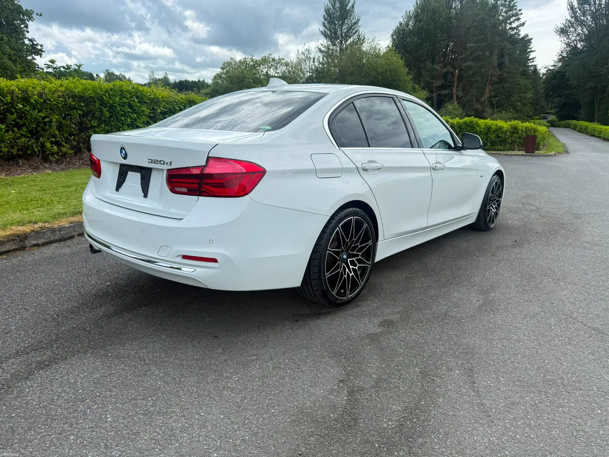 BMW 320D LUXURY AUTO 2017 - Image 2