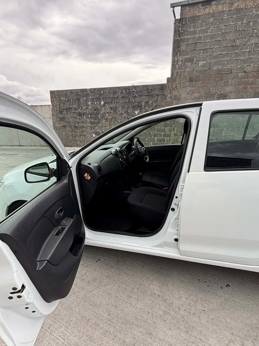 191 Dacia Sandero Nct&Taxed - Image 3