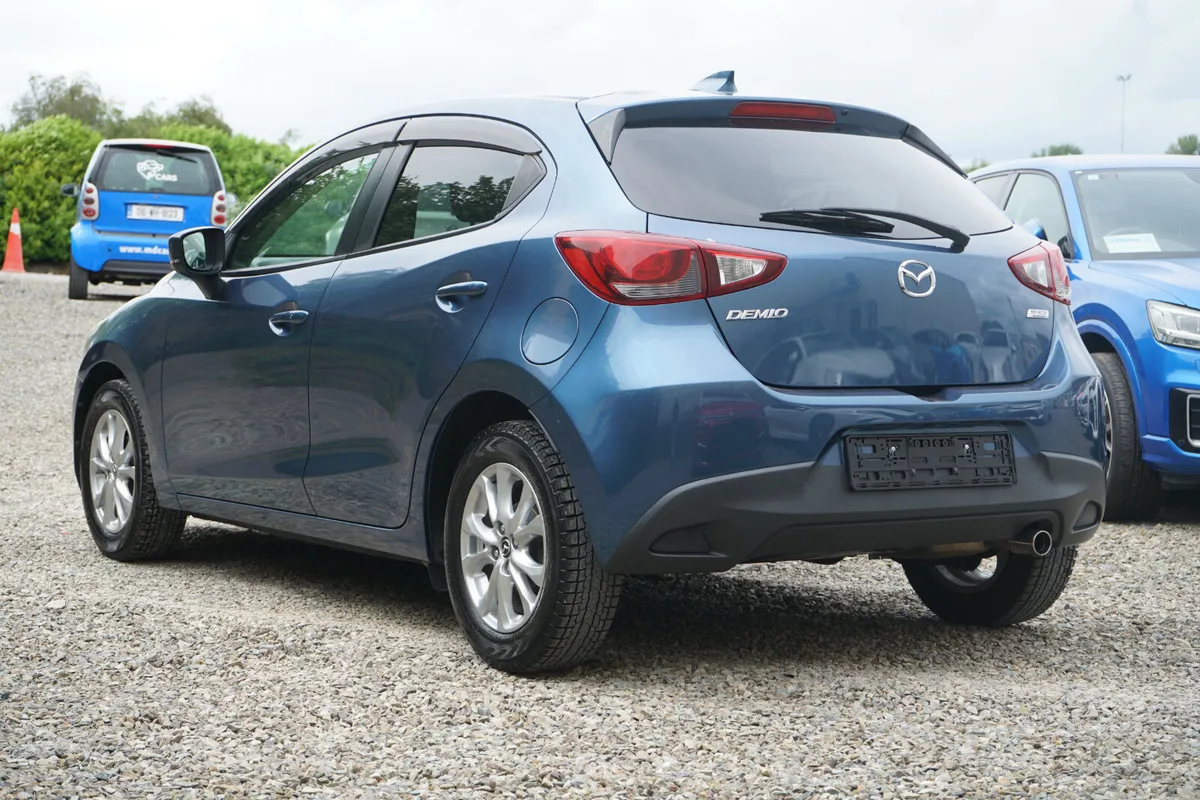 2017 Mazda Demio - Image 5