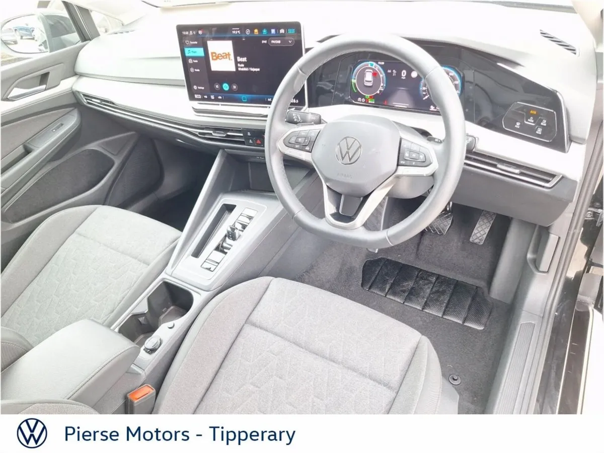 Volkswagen Golf Golf Match Phev S-A  Match  TSi 20 - Image 2