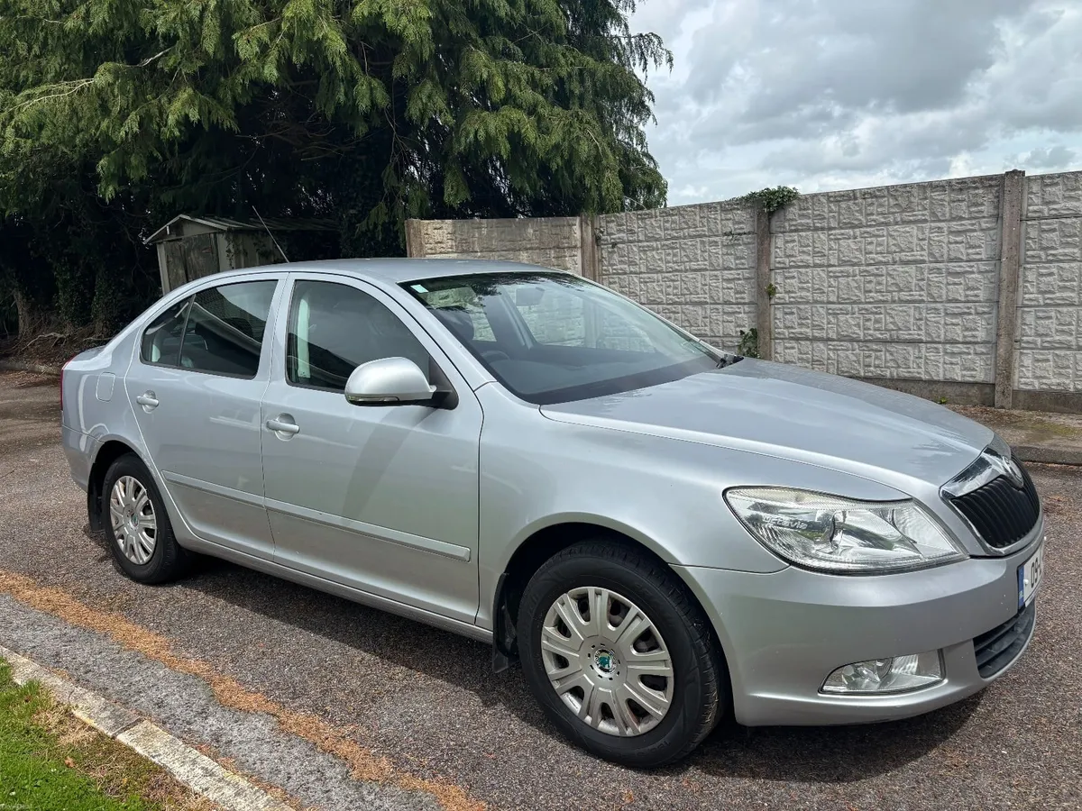 1.4 petrol Skoda Octavia 2009 nct test - Image 2
