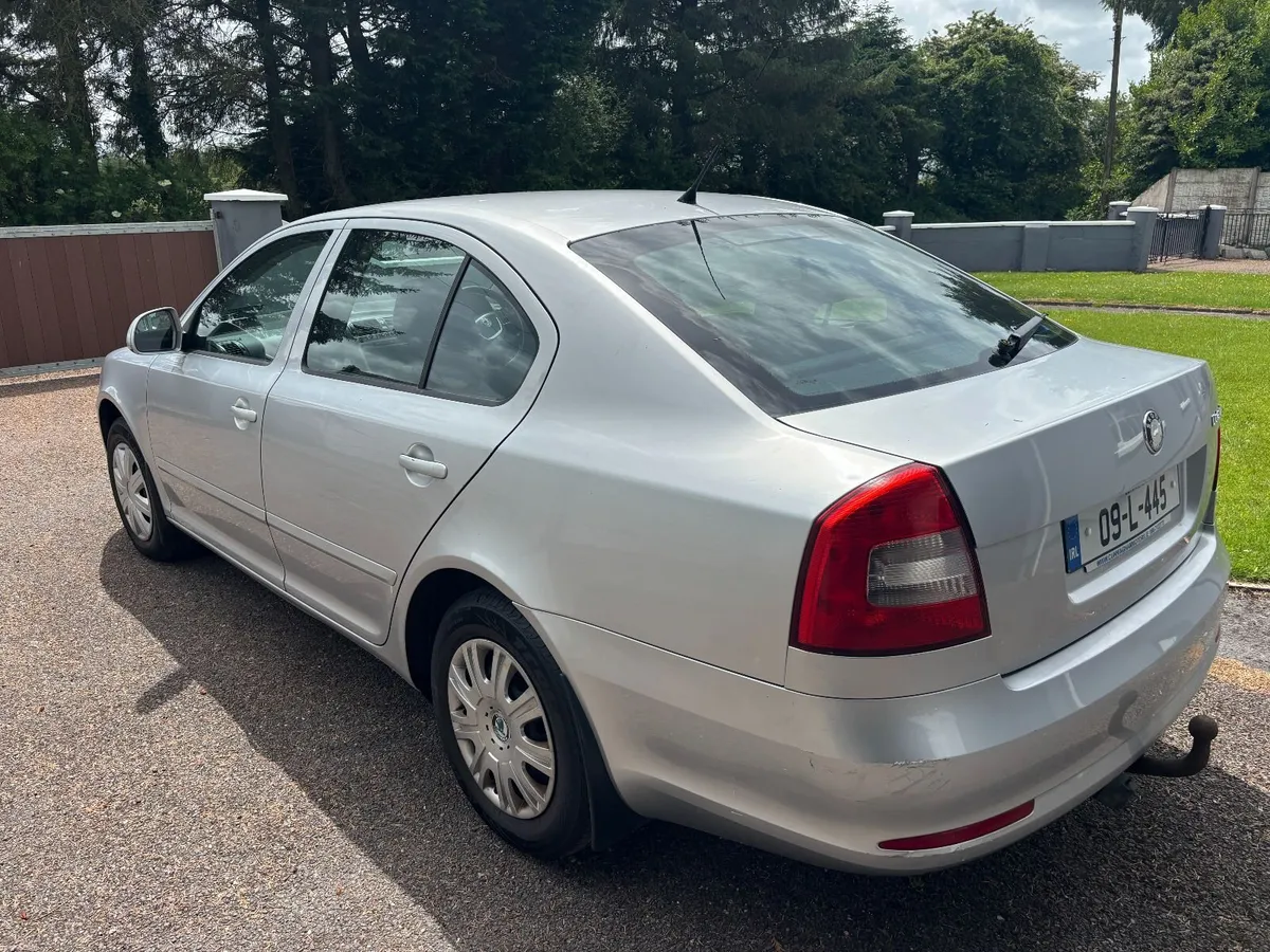 1.4 petrol Skoda Octavia 2009 nct test - Image 4