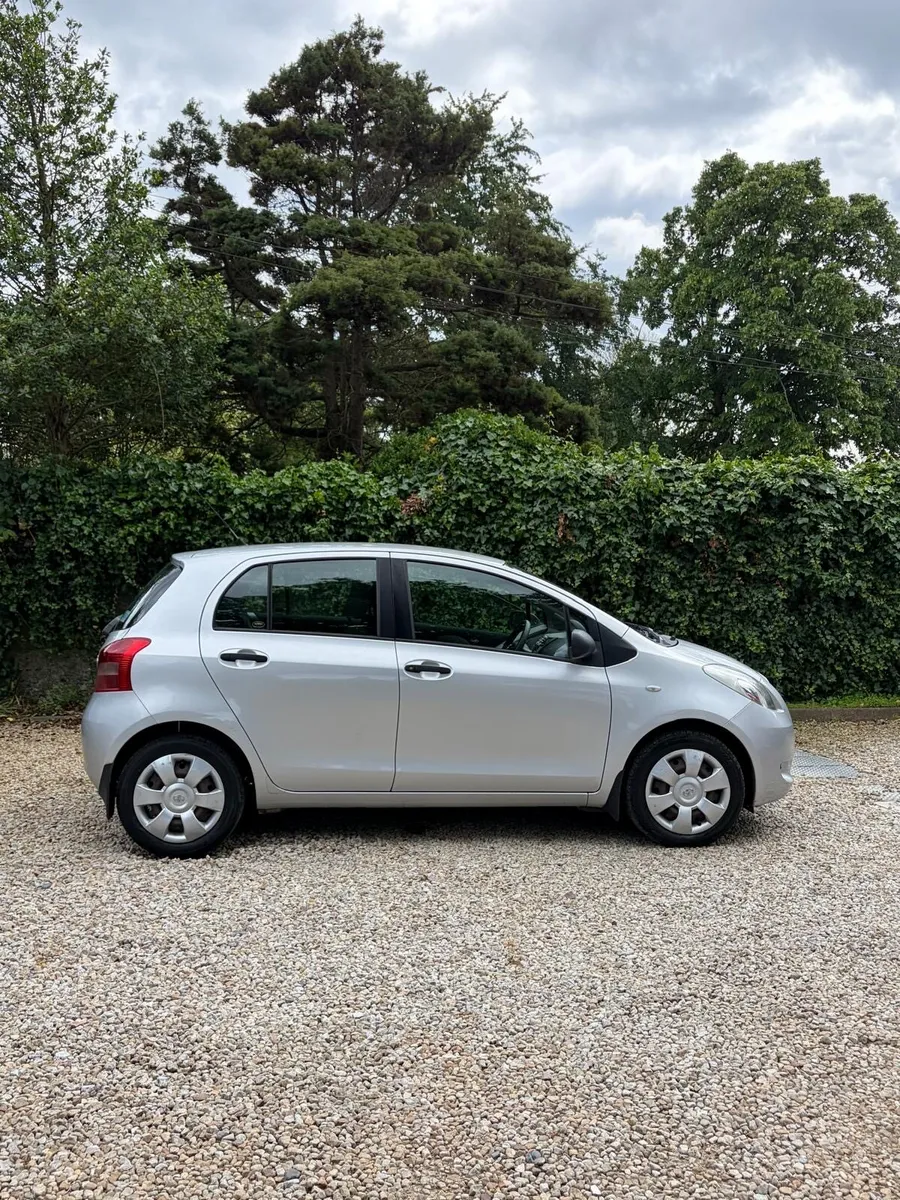 2009 Toyota Yaris NEW NCT 05/2027 TAX 02/2027 - Image 2