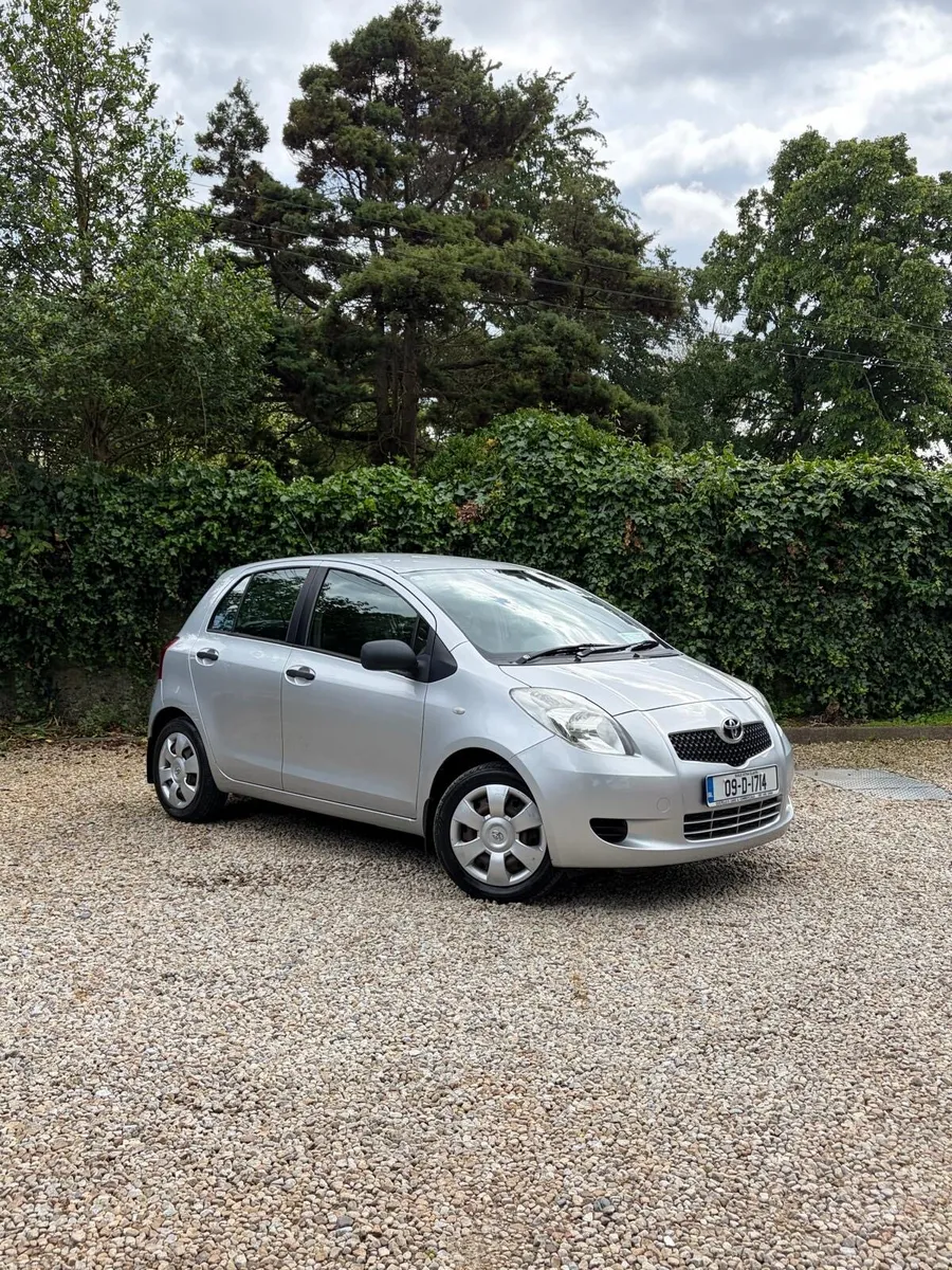 2009 Toyota Yaris NEW NCT 05/2027 TAX 02/2027 - Image 1