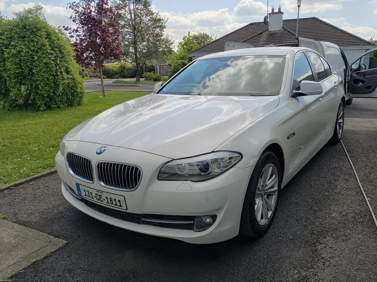 BMW 5 SERIES - Image 2