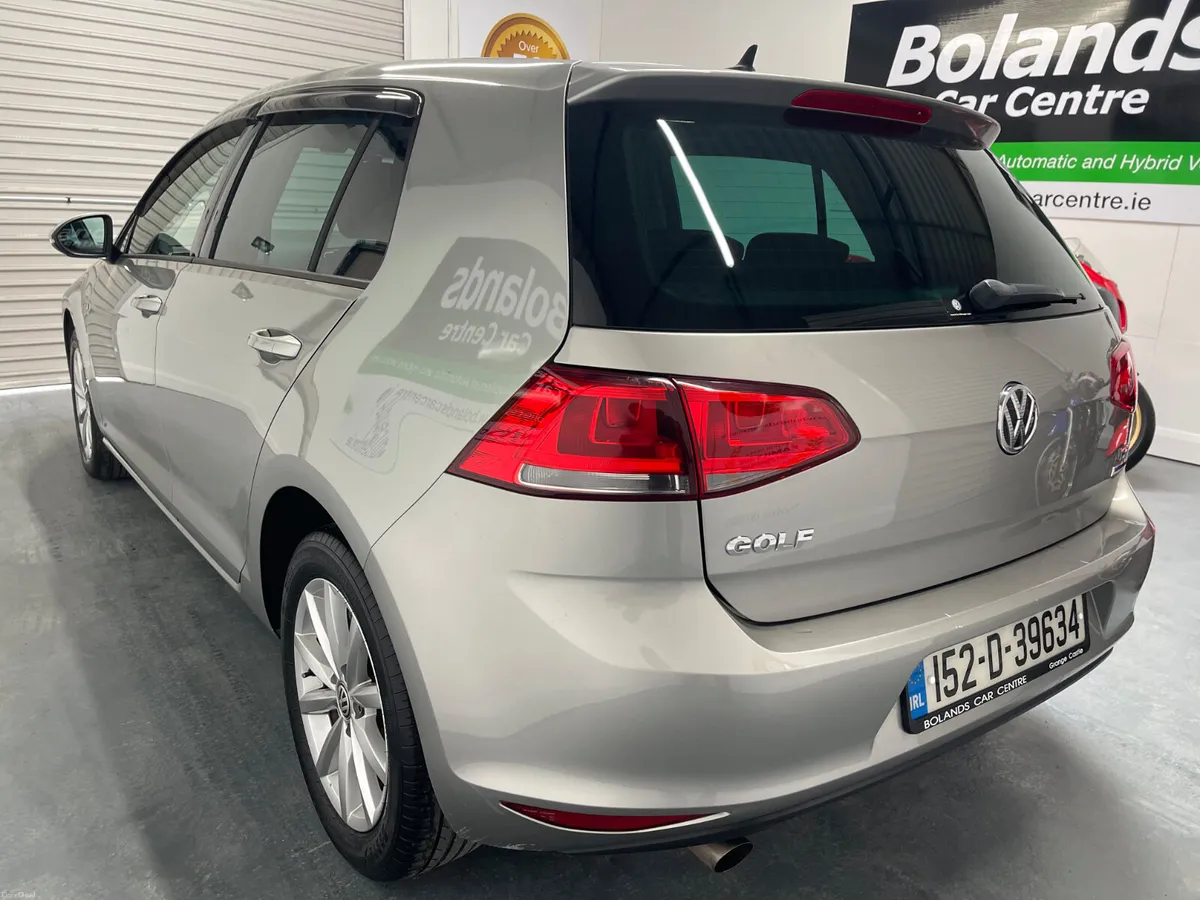 152 Volkswagen Golf 1.2 TSI Automatic Lounge Model - Image 5