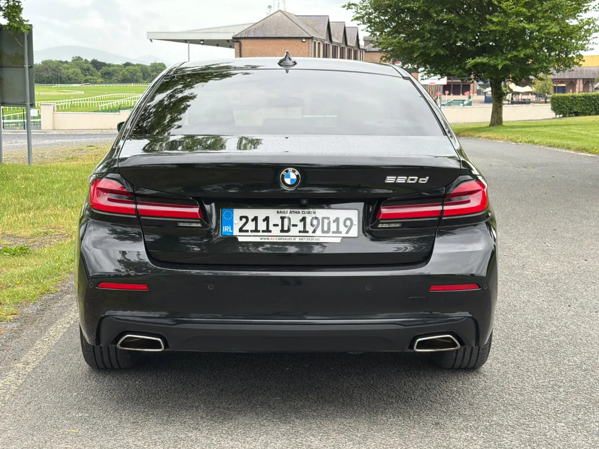 BMW 5-Series 2021 SE MHT - Image 6