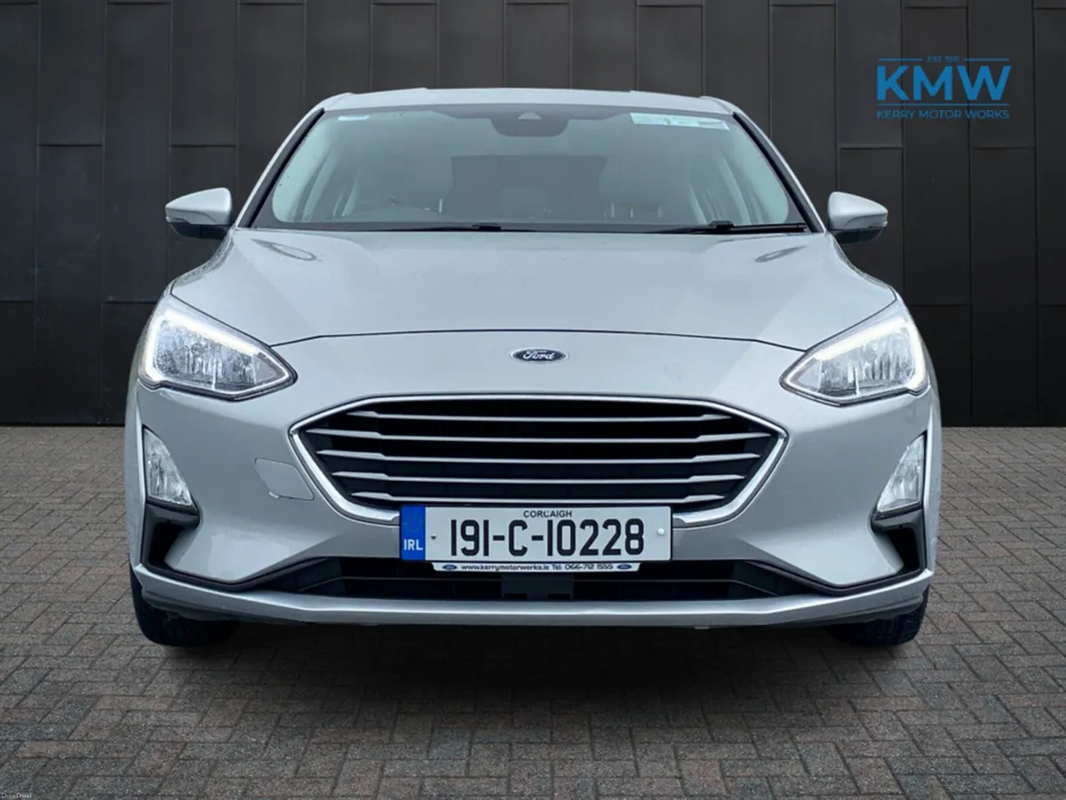 Ford Focus 1.5 TDCI Zetec 125 BHP..Camera - Image 3