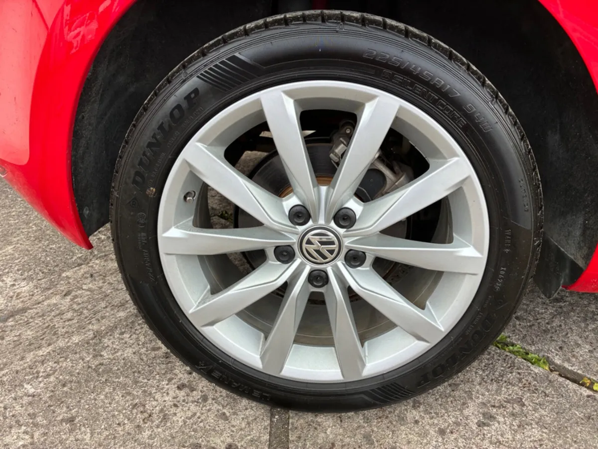 Volkswagen Golf 1.2 petrol automatic - Image 2