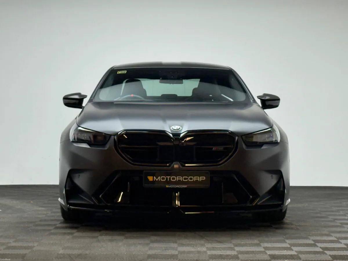 BMW M5 M5 ULTIMATE PACK 4.4 PHEV 727HP - Image 2